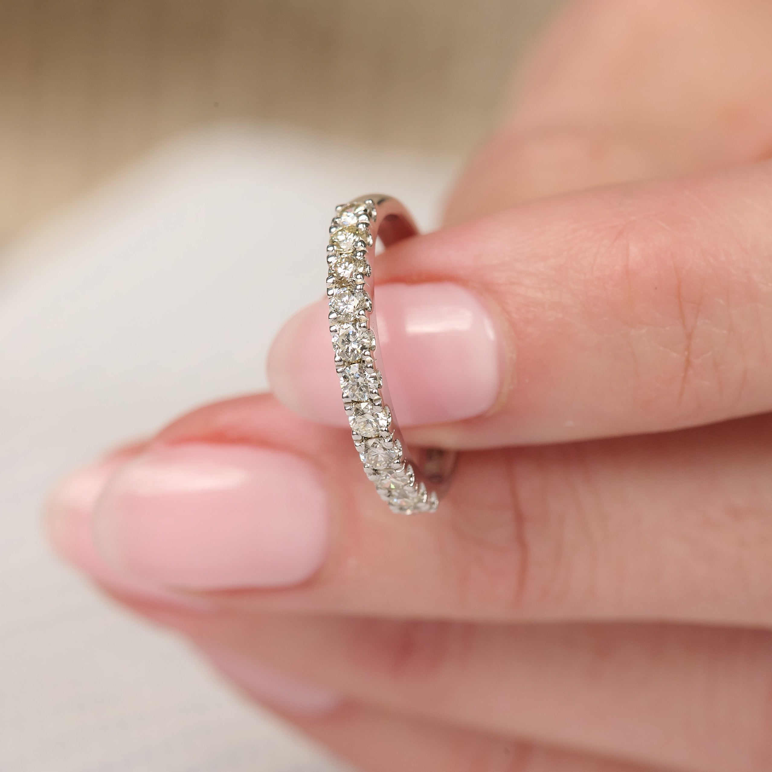 The Lace Diamond Band